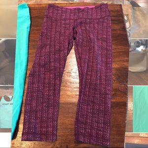 Lululemon size 6 workout stretchy leggings